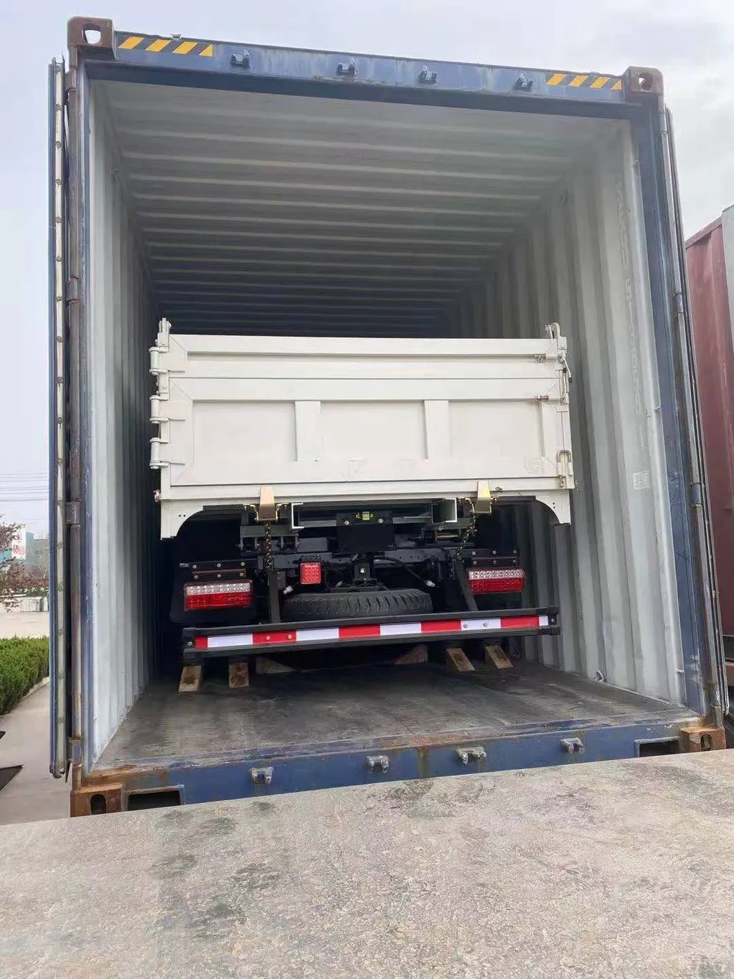 Cargo Box Van Truck/Dump Light Trucks/Van Trucks/FC 1800 Mini Dump Trucks