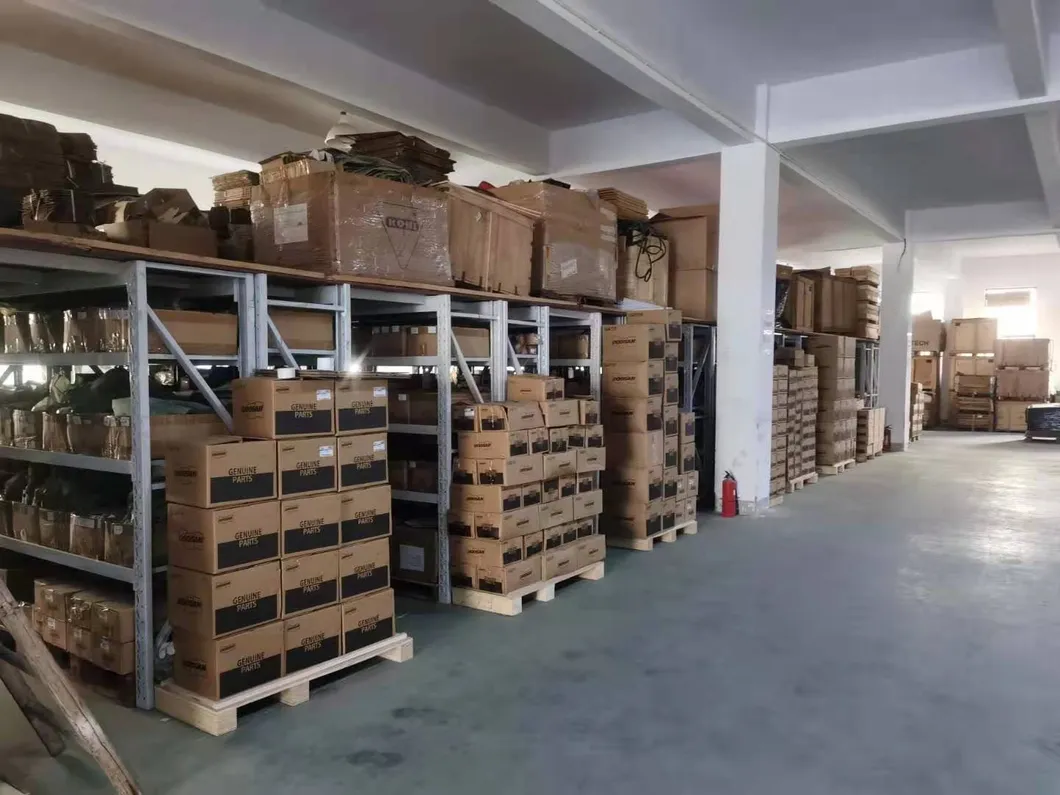 De12ti Doosan Engine Cushion 65.41570-5010 for Excavator Daewoo Bus/Truck Part