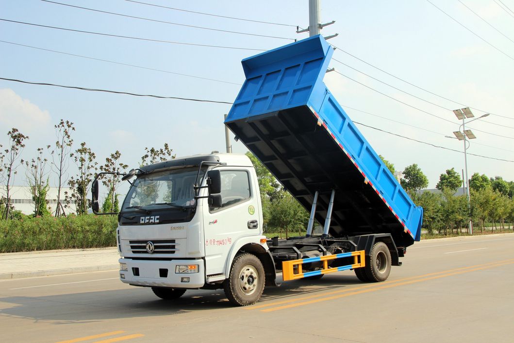 Dongfeng 4X2 4X4 3tons 4tons Full Wheel Drirving Mini Small Dump Tipper Truck for off Road Used Desert Tires Can Be Added off-Road