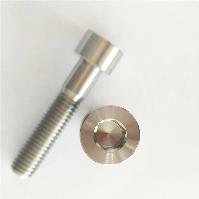 Gr7 Hexagon Socket Head Cap Screw GB/70.1
