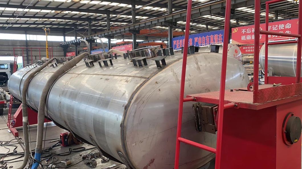 Hot Sale 40m3 Oil Tank Trailer 35000L-40000L Fuel Tank Truck Trailer Oil Tanker Trailers