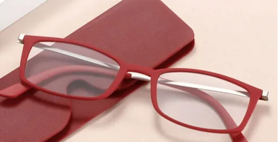 Ultra Light Ultra Thin Reading Glasses Can Stick on The Phone for Men and Women HD Reading Books Reading Newspapers Anti Blue Light Can Stick on The Phone