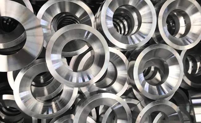 Wholesale Cheap Flanged Serrated Hex Head Flanged Bolt, High Quality Hardware Bolt 10.9 Grade Flange Bolt