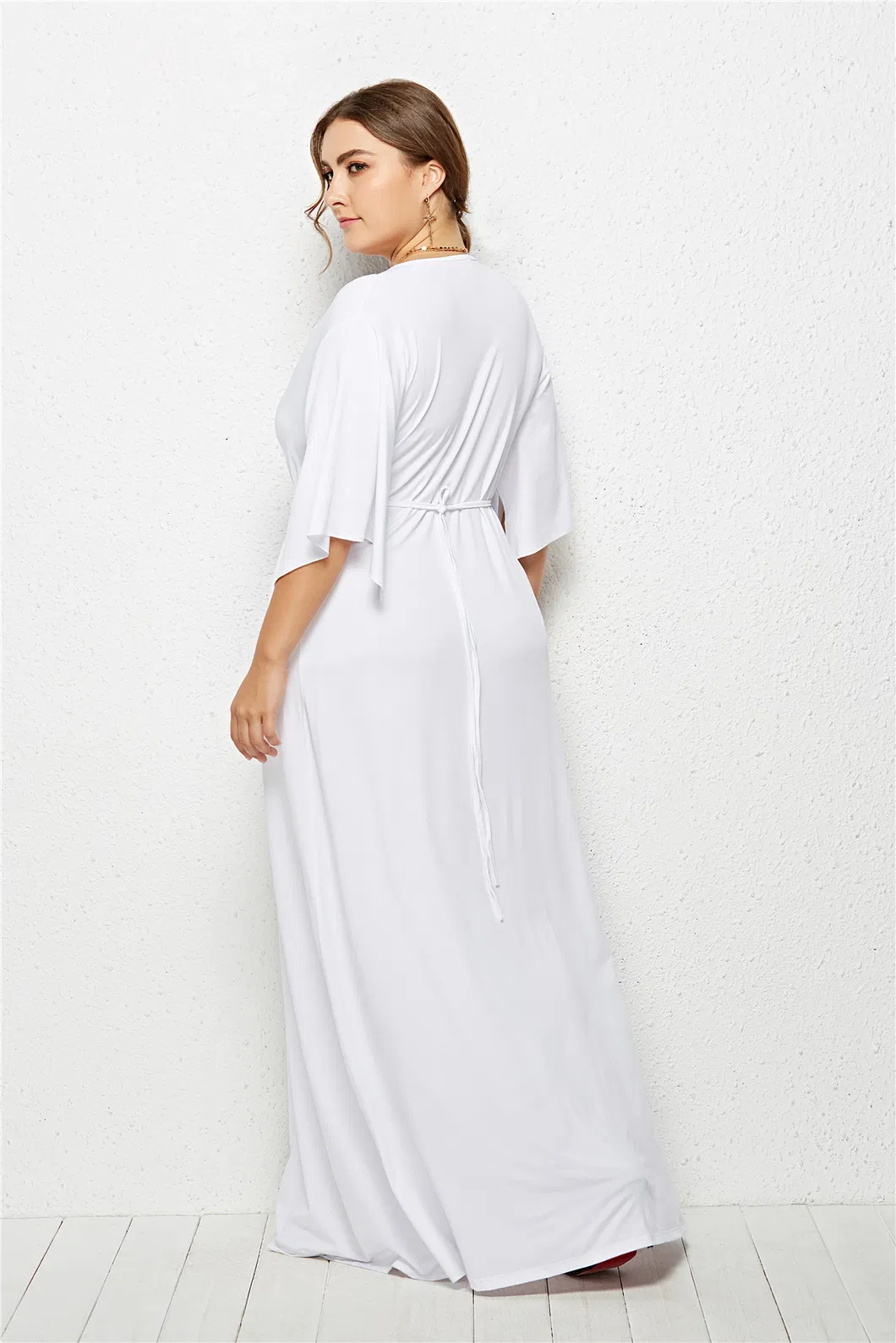Women Plus Size Dress Pure Color V-Neck Dress Middle Sleeve Muslim Dress in Stock Ropa Mujer